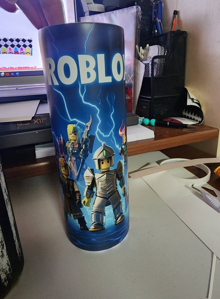Roblox 20 oz tumbler